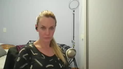 Anny online show from 04.03.26