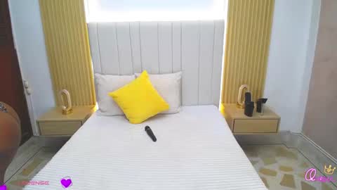 Sara online show from 04.14.26