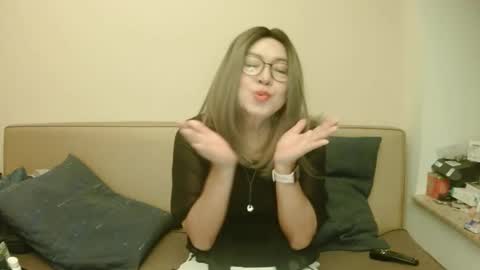 Kelly   online show from 10.03.25