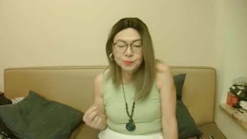 Kelly   online show from 10.12.25