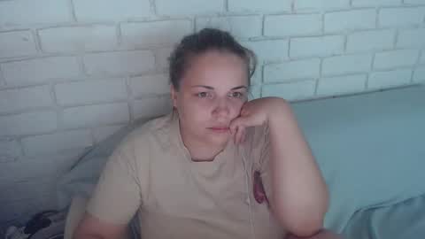 Snapshot of crazyy_girl_ chatting on 09.18.25 Crazyy Girl online show from 09.18.25