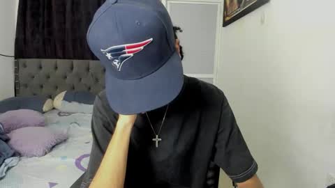 crazzy_master1 online show from 04.08.26