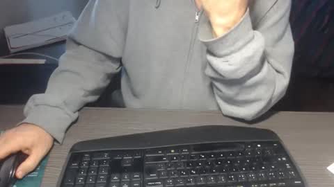 Creamormilk online show from 10.29.25