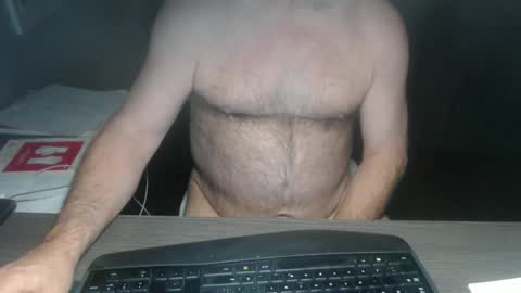 Creamormilk online show from 11.27.25