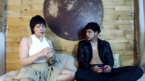 Snapshot of creampie_couple1 chatting on 01.16.25 CAMILA Y SEBASTIAN online show from 01.16.25