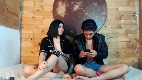 Snapshot of creampie_couple1 chatting on 01.29.25 CAMILA Y SEBASTIAN online show from 01.29.25