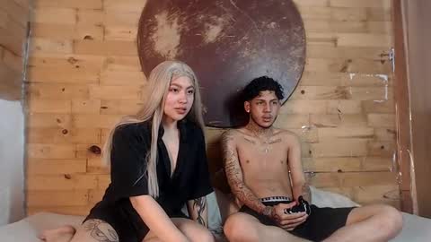 Snapshot of creampie_couple1 chatting on 02.10.25 CAMILA Y SEBASTIAN online show from 02.10.25
