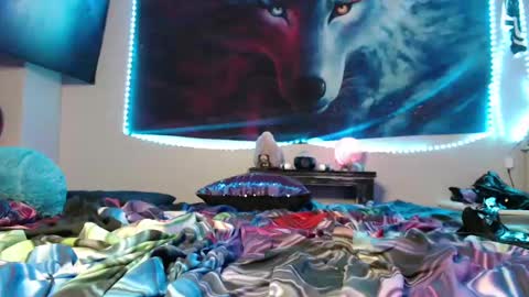 Snapshot of creamy_lust chatting on 01.12.25 Sylvia online show from 01.12.25