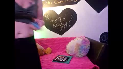 creamymilf11 online show from 10.18.25