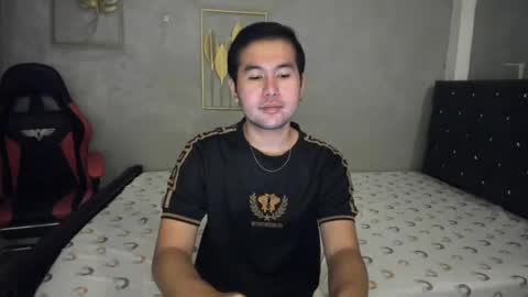 Snapshot of creamynow chatting on 12.19.24 BareCreamyCum online show from 12.19.24