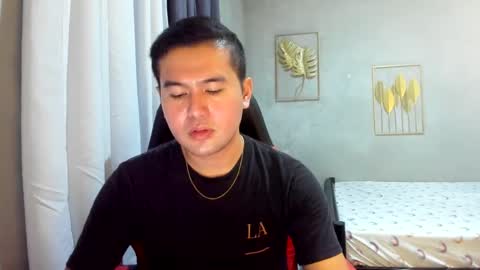 Snapshot of creamynow chatting on 02.02.25 BareCreamyCum online show from 02.02.25