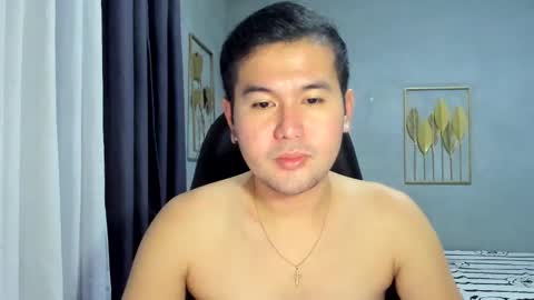 Snapshot of creamynow chatting on 02.13.25 BareCreamyCum online show from 02.13.25