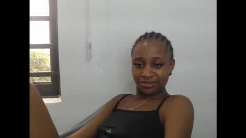 creamyxmuffin online show from 10.12.25