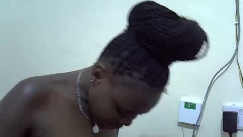 creamyypussyy online show from 11.03.25