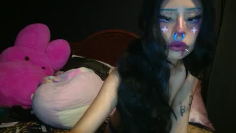 Snapshot of creature_nymph chatting on 09.25.25 bunni xoxo online show from 09.25.25