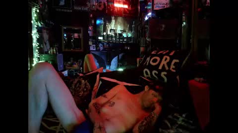 Snapshot of crescentx chatting on 09.21.25 Damien Mourningstar online show from 09.21.25