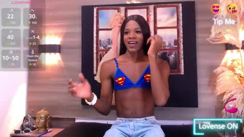 Snapshot of criisbrown_ chatting on 12.19.25 CriisBrown online show from 12.19.25