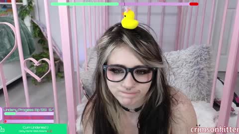 Snapshot of crimsonkitten chatting on 01.18.25 Crimson Kitten online show from 01.18.25