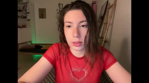 Snapshot of cringebutcute chatting on 10.17.25 Astrid online show from 10.17.25