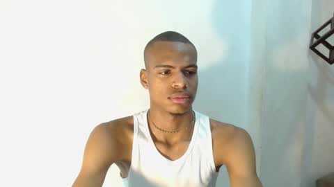Snapshot of criss_zuri chatting on 10.09.25 criss_zuri online show from 10.09.25