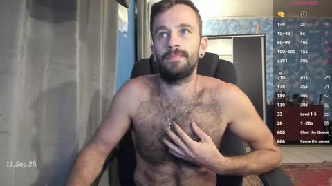 Criss online show from 09.11.25