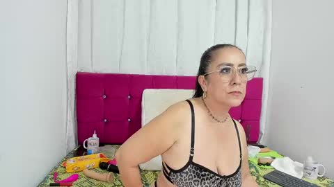 Cristal online show from 02.20.25