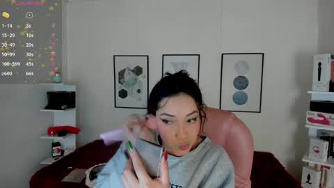 Snapshot of cristal__hot_1 chatting on 12.16.24 Cristal online show from 12.16.24