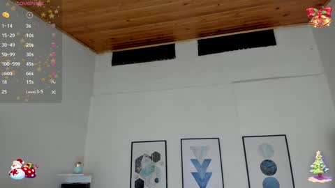 Snapshot of cristal__hot_1 chatting on 12.17.24 Cristal online show from 12.17.24