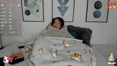 Snapshot of cristal__hot_1 chatting on 12.21.24 Cristal online show from 12.21.24