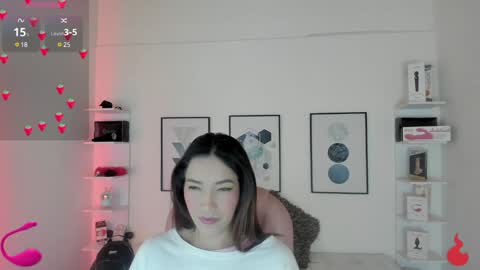 Snapshot of cristal__hot_1 chatting on 01.25.25 Cristal online show from 01.25.25