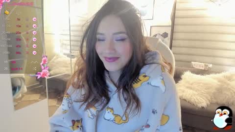 Snapshot of cristal__hot_1 chatting on 09.30.25 Cristal online show from 09.30.25