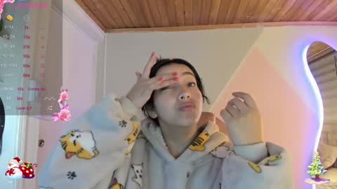 Snapshot of cristal__hot_1 chatting on 11.21.25 Cristal online show from 11.21.25