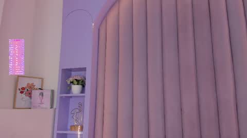 Nicole  Connection time 220pm-910pmCol online show from 03.08.25