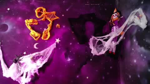 Cristal de Leon online show from 09.30.25