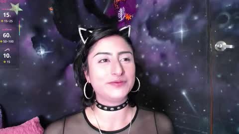 Cristal de Leon online show from 10.30.25