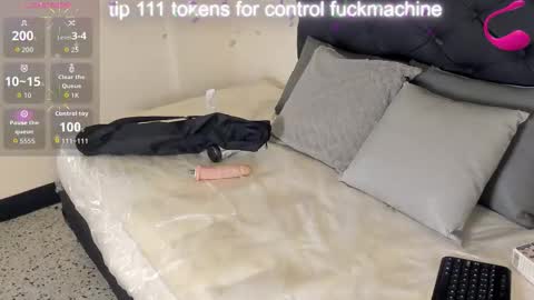 Snapshot of cristale69 chatting on 02.02.26 cristale69 online show from 02.02.26