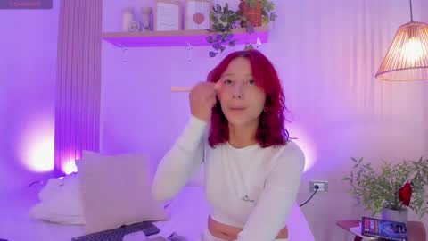 cristalfoxy_ online show from 12.20.25