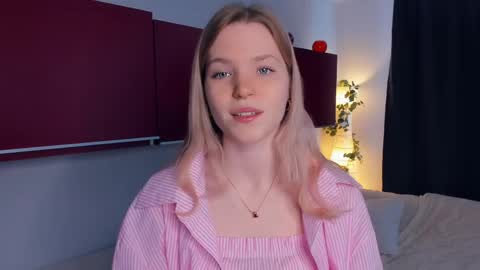 Cristas online show from 04.10.26