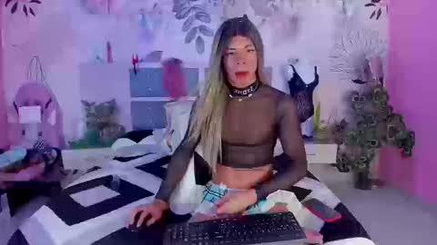 cristhy_huge_cockts online show from 10.15.25