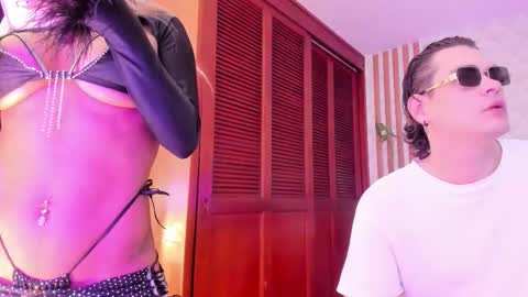 Snapshot of cristianblaze_pamelareal chatting on 10.30.25 Cris Pame online show from 10.30.25