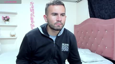 Snapshot of cristianolopez chatting on 12.16.24 cris online show from 12.16.24
