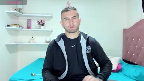 Snapshot of cristianolopez chatting on 01.01.25 cris online show from 01.01.25