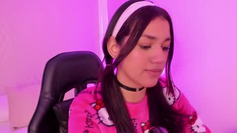 C R I S T I N online show from 04.10.26