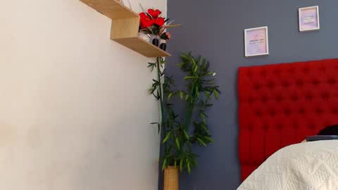 Cris  online show from 03.23.26