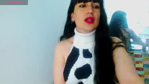 Snapshot of cristina_connor chatting on 01.07.26 Cristina online show from 01.07.26