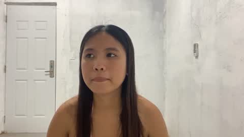 Snapshot of cristinalanterman chatting on 08.07.26 Mia online show from 08.07.26