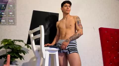 Snapshot of cristopher23_ chatting on 12.30.24 cristopher23 online show from 12.30.24