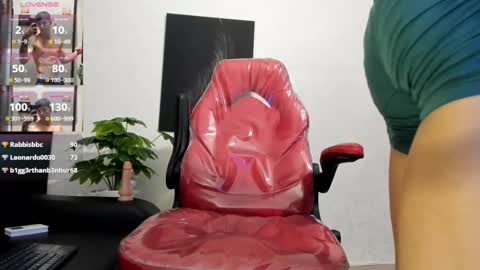 Snapshot of cristopher23_ chatting on 01.25.25 cristopher23 online show from 01.25.25