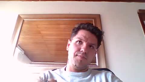 Snapshot of cristopher3042 chatting on 09.30.25 cristopher3042 online show from 09.30.25