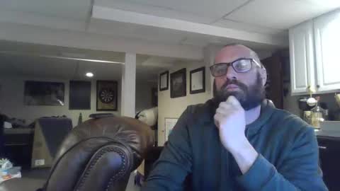 Snapshot of crm400 chatting on 01.18.26 billybasement online show from 01.18.26